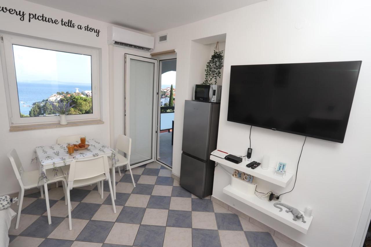 Apartment Relaxing Sea View, Okrug Gornji Exterior photo