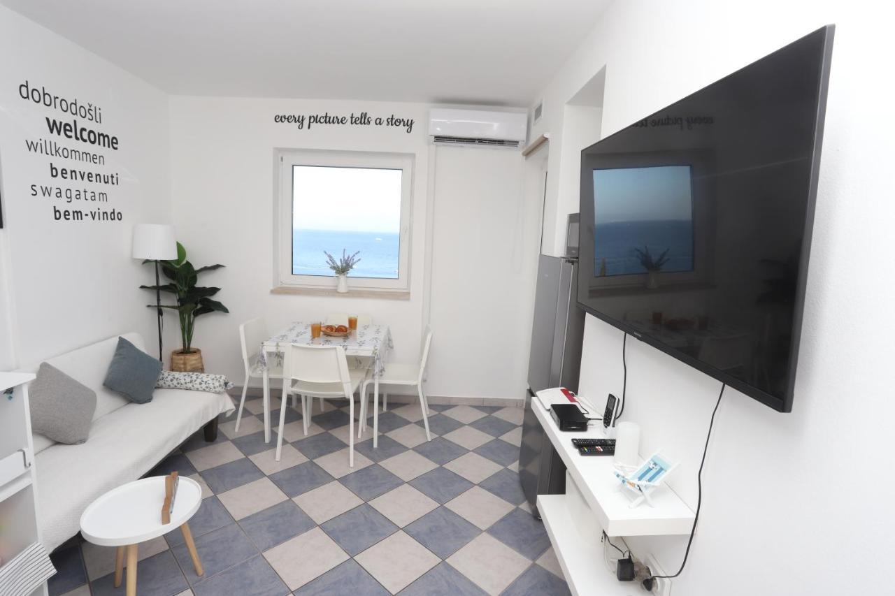 Apartment Relaxing Sea View, Okrug Gornji Exterior photo