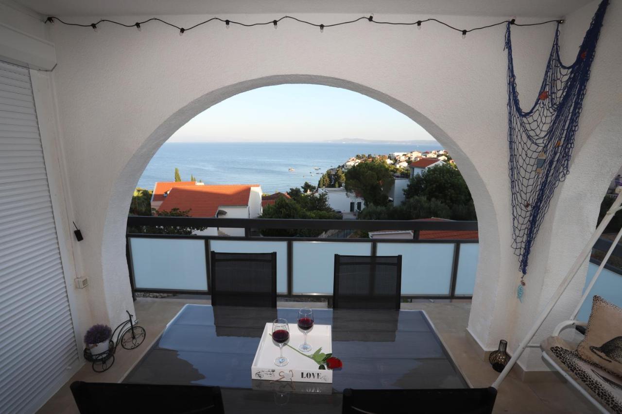 Apartment Relaxing Sea View, Okrug Gornji Exterior photo